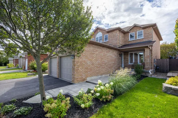 75 Bonathon CRES, Clarington, ON L1C 5B9