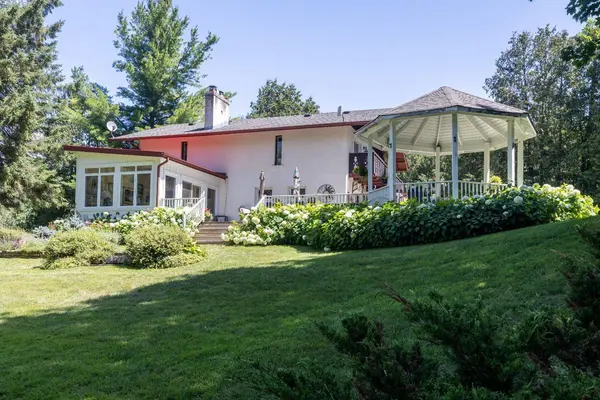 982 Porter RD, Kawartha Lakes, ON L0A 1A0