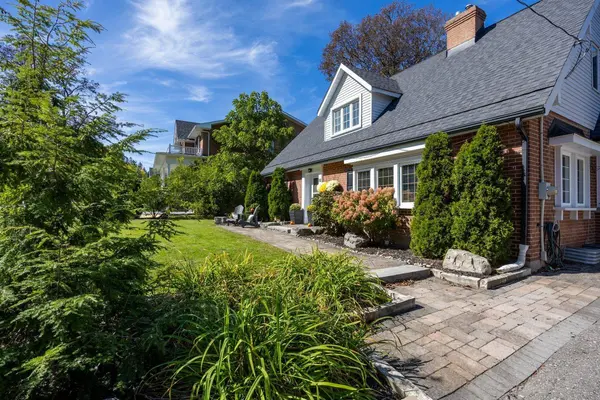 18 Concession ST W, Clarington, ON L1C 1Y5