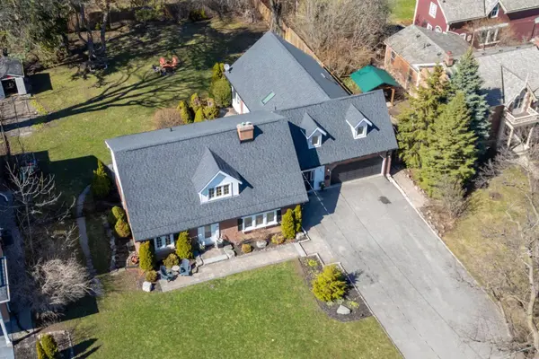 18 Concession ST W