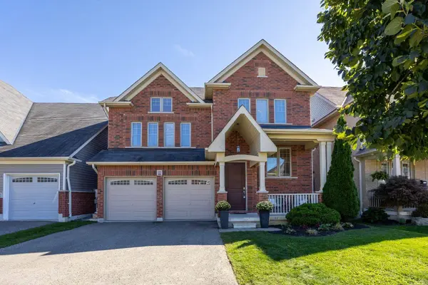 110 Sumersford DR, Clarington, ON L1C 0P5