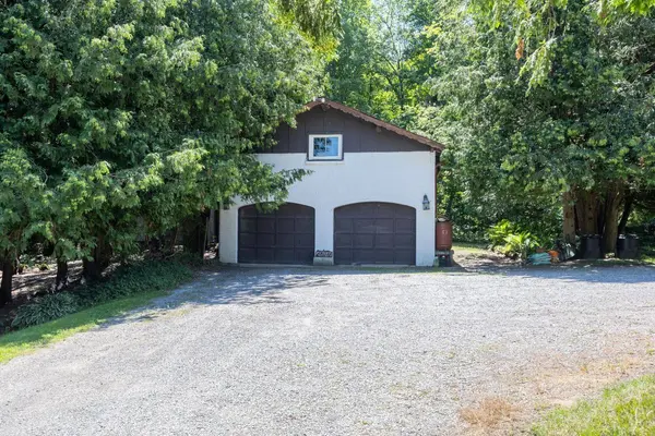 982 Porter RD, Kawartha Lakes, ON L0A 1A0