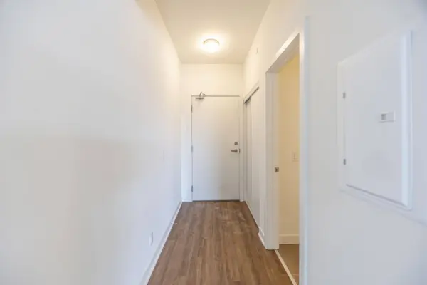51 Clarington BLVD #402, Clarington, ON L1C 7J8