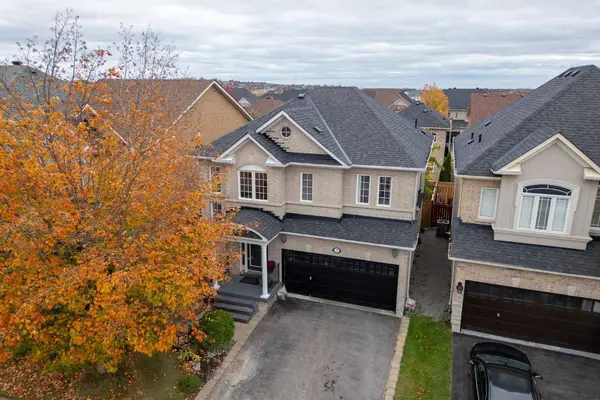 3 Durling Rock ST, Ajax, ON L1Z 1S4