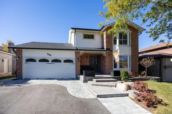 550 Crimson CT, Oshawa, ON L1J 8E1