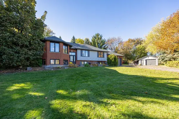 96 Potters LN, Clarington, ON L0B 1J0