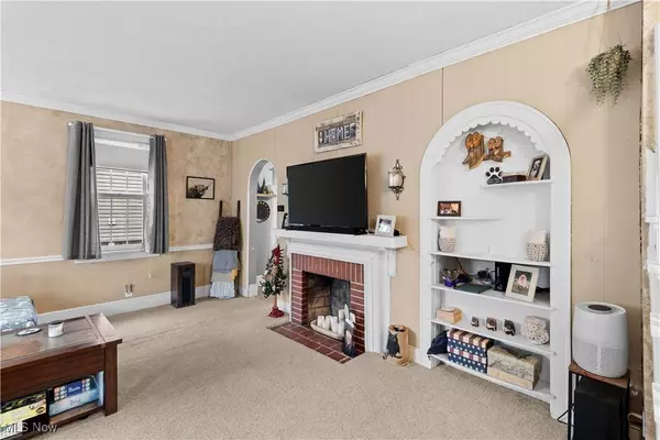 211 Isabelle ST, Brilliant, OH 43913