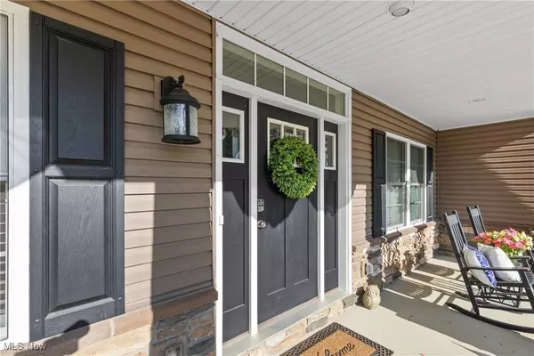 70405 Zunick RD, Bridgeport, OH 43912