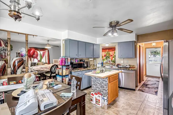 10353 W Sylvia St, Milwaukee, WI 53224