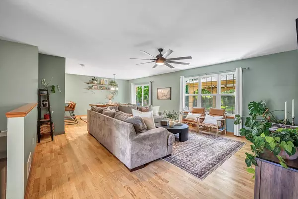 11123 W Edgerton Ave, Hales Corners, WI 53130