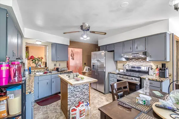 10353 W Sylvia St, Milwaukee, WI 53224