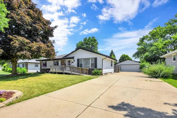 10353 W Sylvia St, Milwaukee, WI 53224