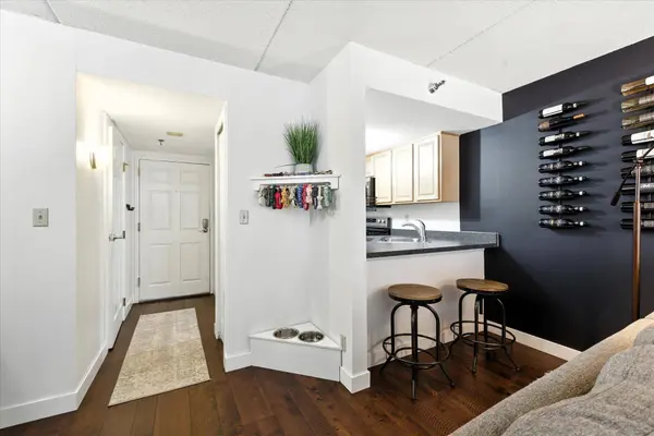 270 E Highland Ave Unit 244, Milwaukee, WI 53202