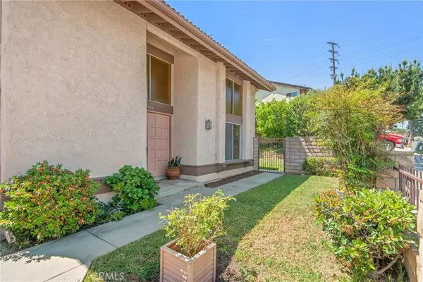 703 E Azalea DR, Montebello, CA 90640