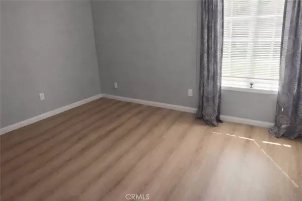 1226 Sunkist CIR, Corona, CA 92882