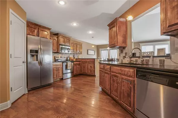 1209 N Old Mill RD, Independence, MO 64056