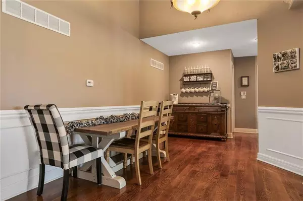 1209 N Old Mill RD, Independence, MO 64056