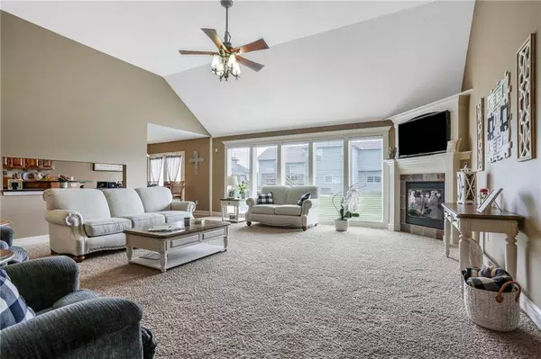 1209 N Old Mill RD, Independence, MO 64056