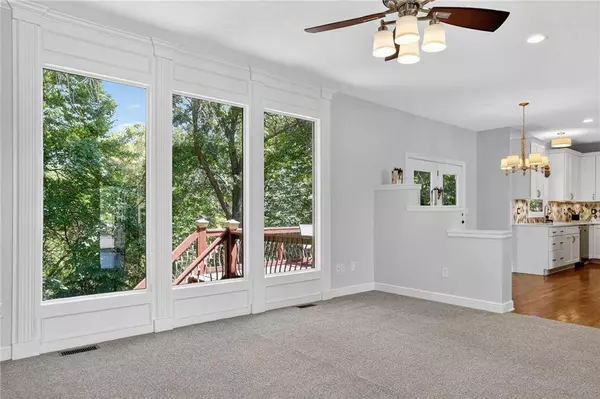 8023 Nodaway AVE, Kansas City, MO 64152