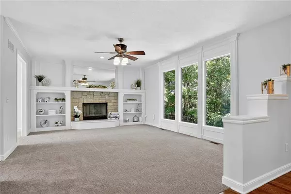 8023 Nodaway AVE, Kansas City, MO 64152