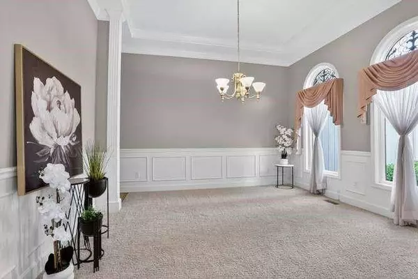 5609 NW 82nd ST, Kansas City, MO 64151