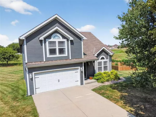 11506 N Ewing AVE, Kansas City, MO 64156