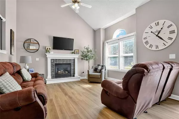 11506 N Ewing AVE, Kansas City, MO 64156