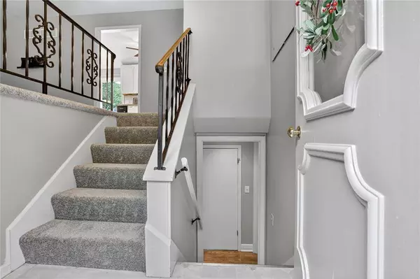 3625 N Park AVE, Kansas City, MO 64116