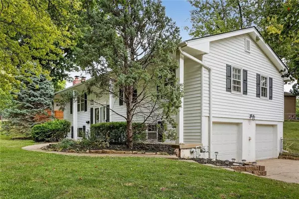 3625 N Park AVE, Kansas City, MO 64116