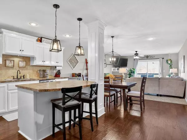 11682 N Ewing AVE, Kansas City, MO 64156