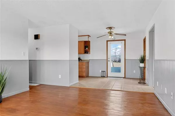 3701 N Cypress AVE, Kansas City, MO 64117