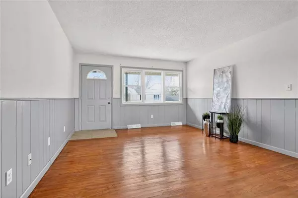 3701 N Cypress AVE, Kansas City, MO 64117