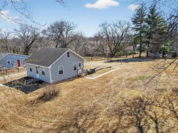 901 NE 83rd ST, Kansas City, MO 64118