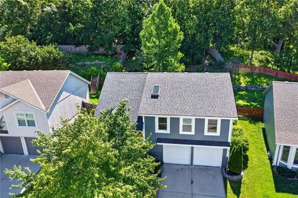 902 NW 63rd ST, Kansas City, MO 64118