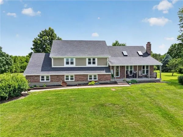 19207 NE 128th ST, Kearney, MO 64060