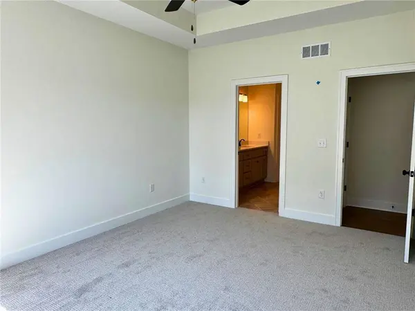 503 NW 110TH ST, Kansas City, MO 64155