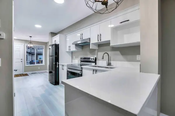 260 Saddlebrook PT NE, Calgary, AB T3J 0G5