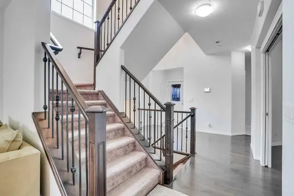 133 Skyview Shores MNR NE, Calgary, AB T3N 0J2