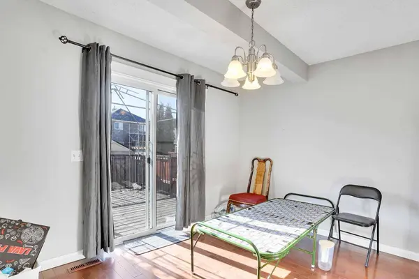 39 Saddleridge Close NE, Calgary, AB T3J 4X2