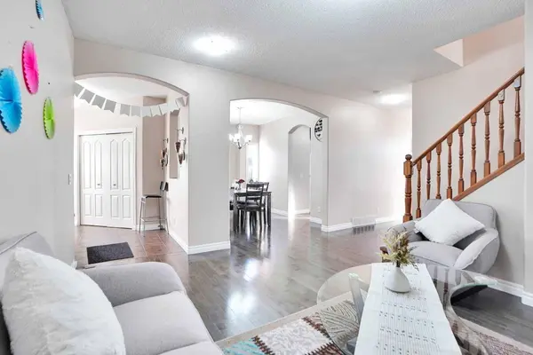 3 Saddleland CRES NE, Calgary, AB T3J 5K9