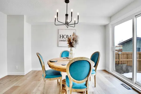 309 Falwood WAY NE, Calgary, AB T3J 1A9