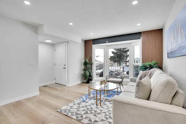 309 Falwood WAY NE, Calgary, AB T3J 1A9