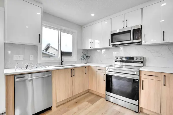 309 Falwood WAY NE, Calgary, AB T3J 1A9