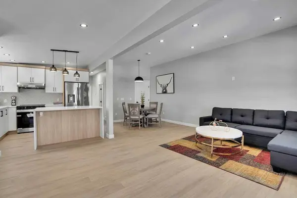 1515 24 AVE NW, Calgary, AB T2E 3S9