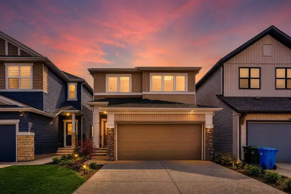 126 Hotchkiss MNR SE, Calgary, AB T3S 0G1