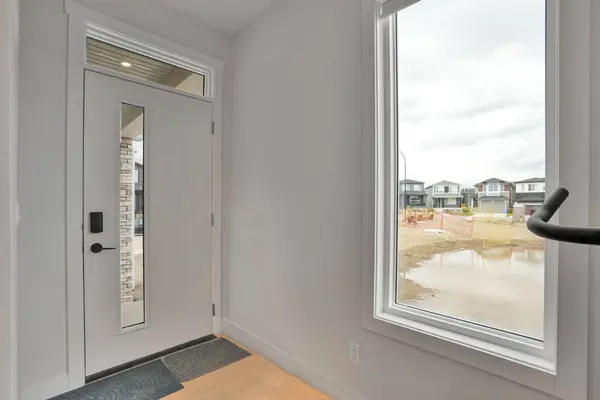 101 Wolf Hollow TER SE, Calgary, AB T2X6C5