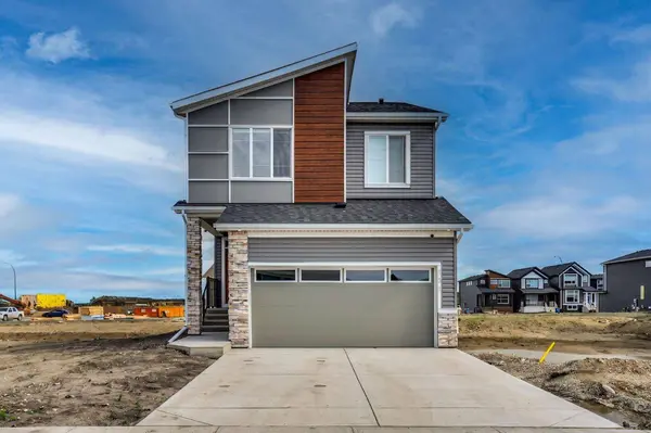 101 Wolf Hollow TER SE, Calgary, AB T2X6C5