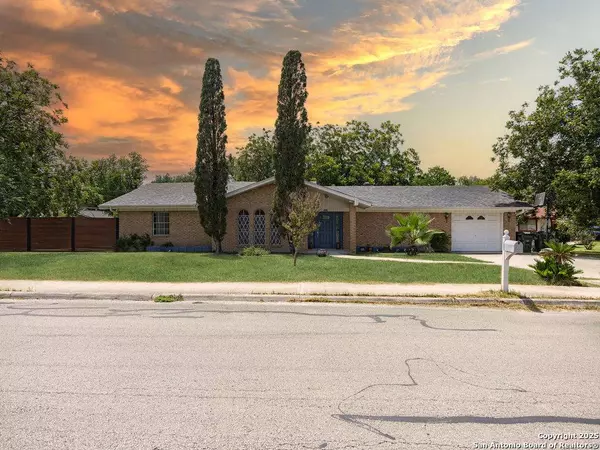 406 Parker Dr, San Marcos, TX 78666