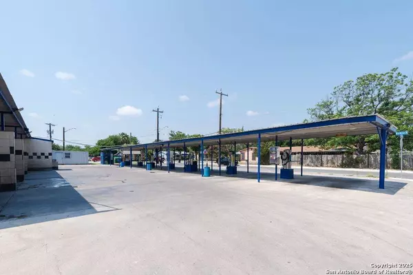 6727 Flores, San Antonio, TX 78221