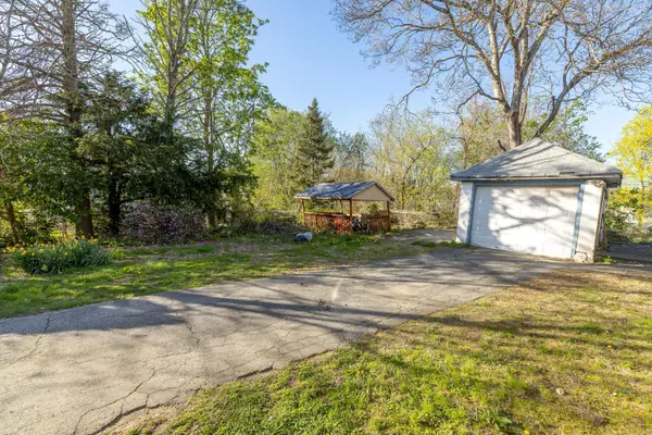 29 Cape Ann Court, New London, CT 06320